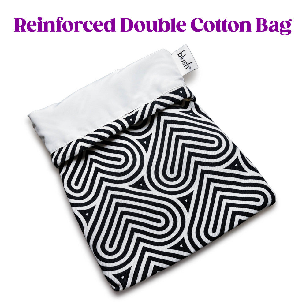 The Collection Embrace Black & White