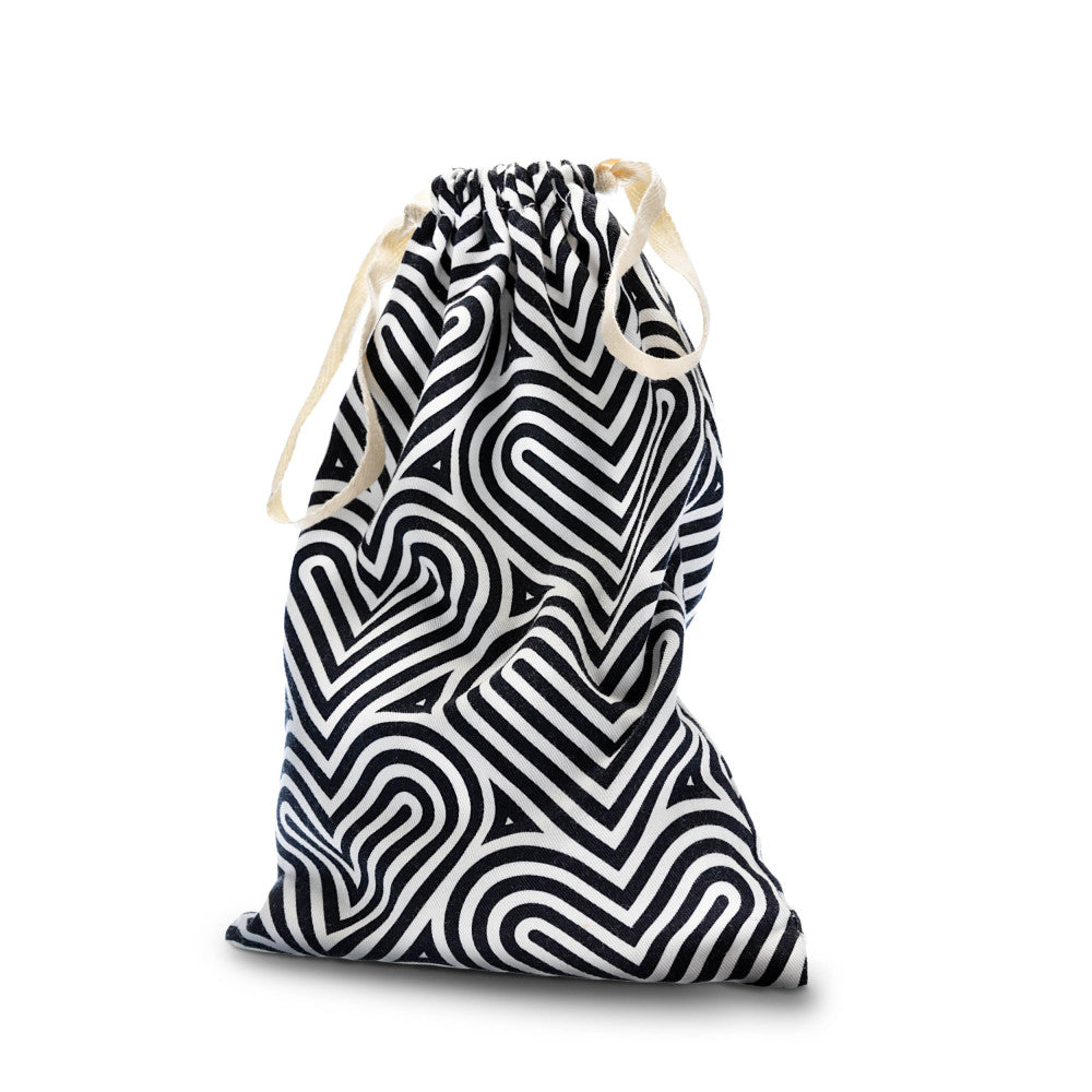 The Collection Embrace Black & White