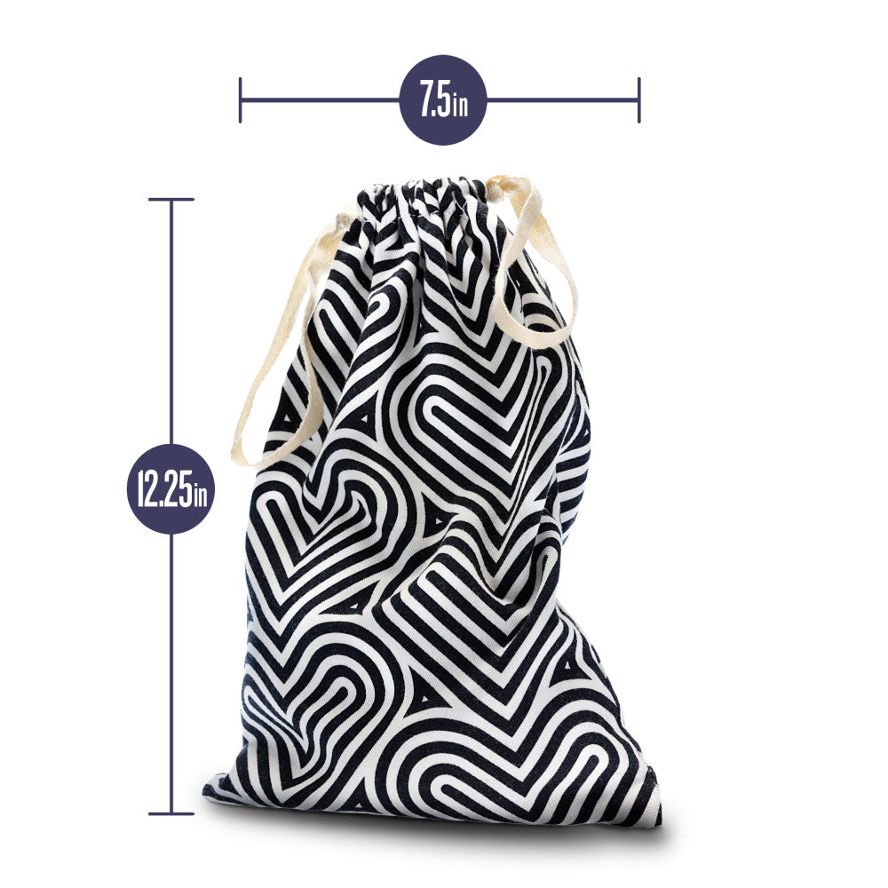 The Collection Embrace Black & White