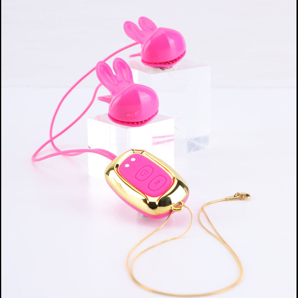 Maia MOLLI - Pink - Pink USB Rechargeable Vibrating Nipple Clamps & Necklace