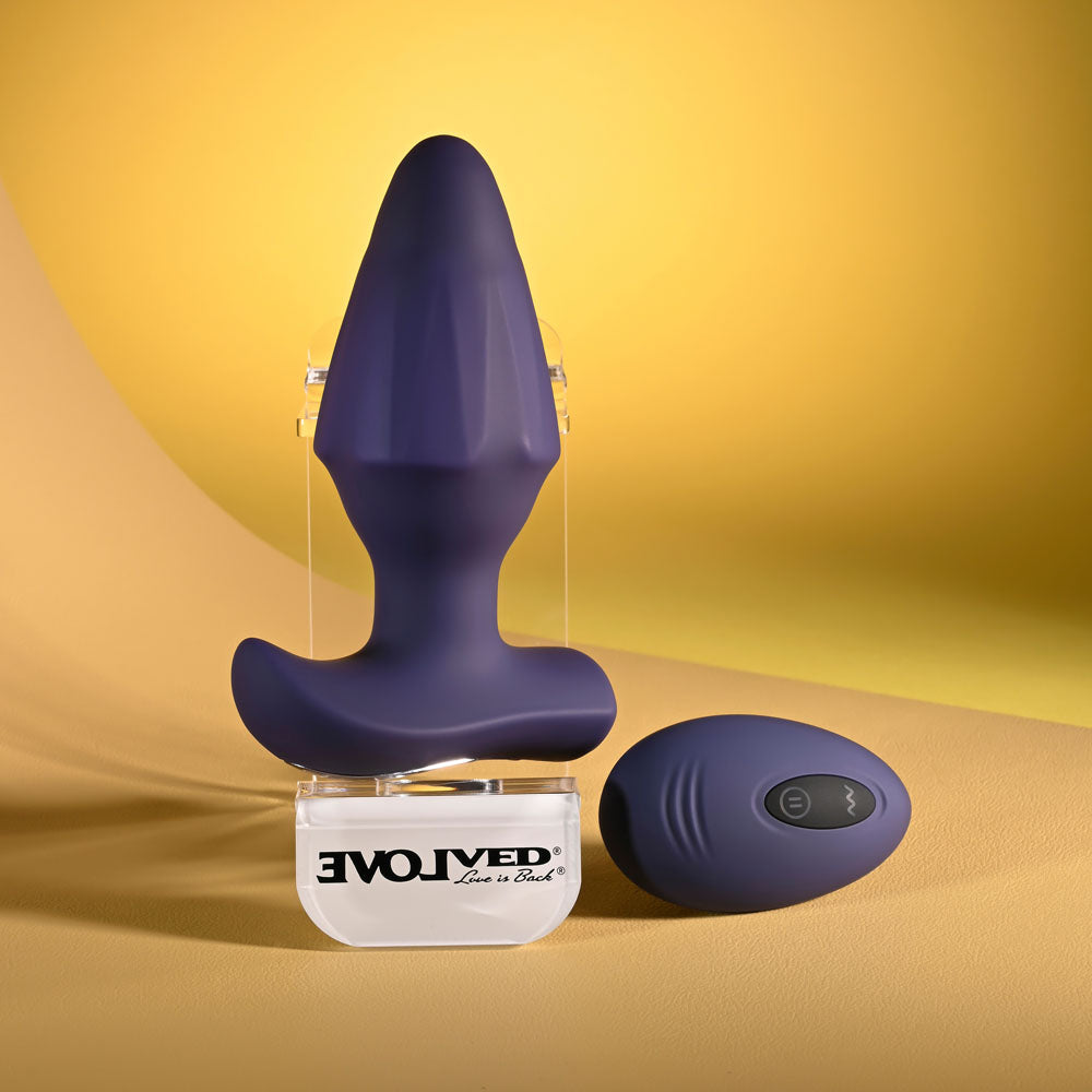 Evolved STARBURST - Purple 10.1 cm USB Rechargeable Vibrating Butt Plug with Wireless Remote